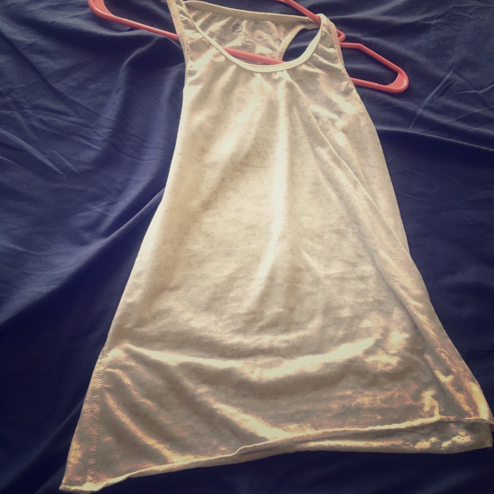 Activewear 💪- Soft White Tank (used)